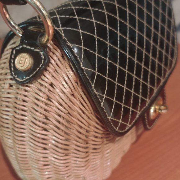 Eric Javits Embossed-Trimmed Wicker Handle Bag * Preowned * - Picture 12 of 13
